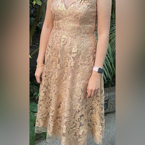 EUC Dress the Population Blair dress size Medium - Picture 7 of 10